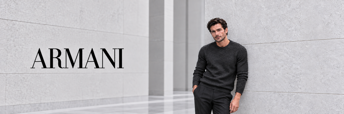Armani herenmode – man in zwarte gebreide trui