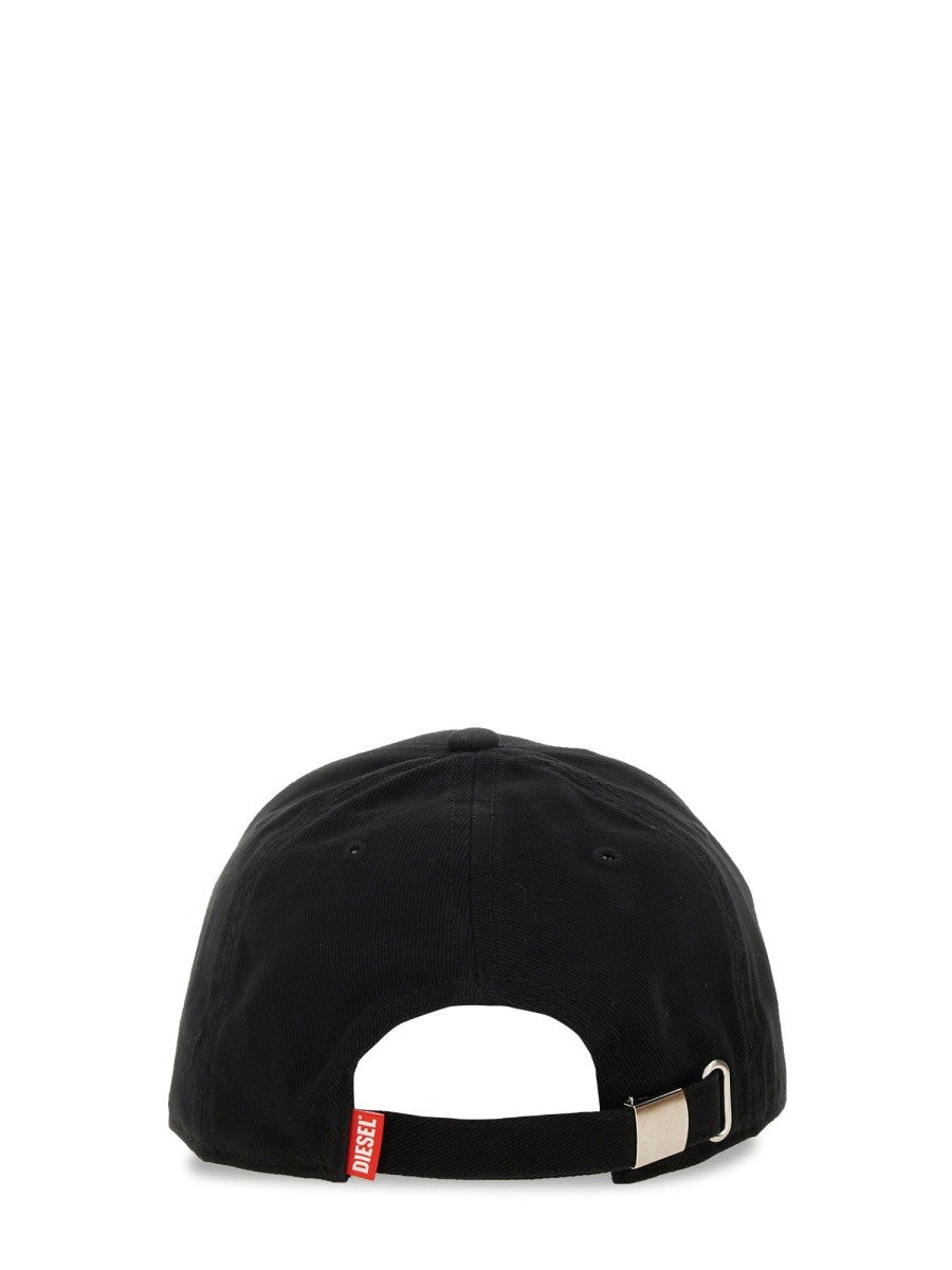 Diesel Pet met logopatch – Zwart