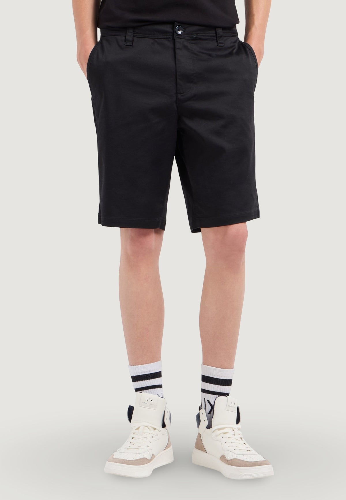 Armani Exchange Bermuda met Rits en Knopen – Zwart