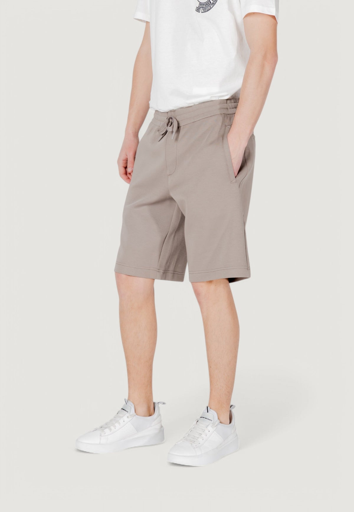 Armani Exchange Sportbermuda – Bruin
