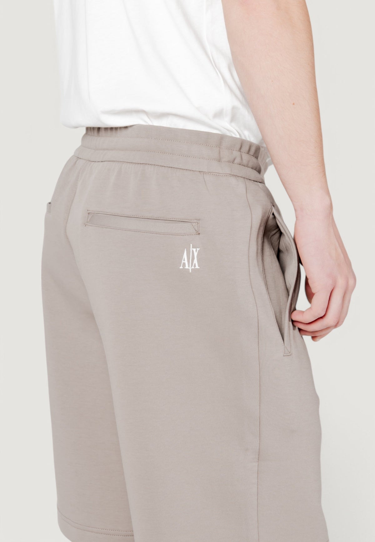 Armani Exchange Sportbermuda – Bruin