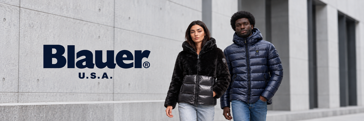 Blauer jassen – man en vrouw in gewatteerde donsjassen