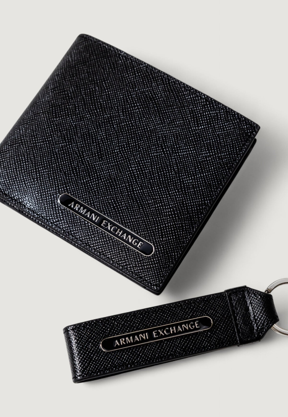 Armani Exchange Leren Portemonnee met Accessoire – Zwart