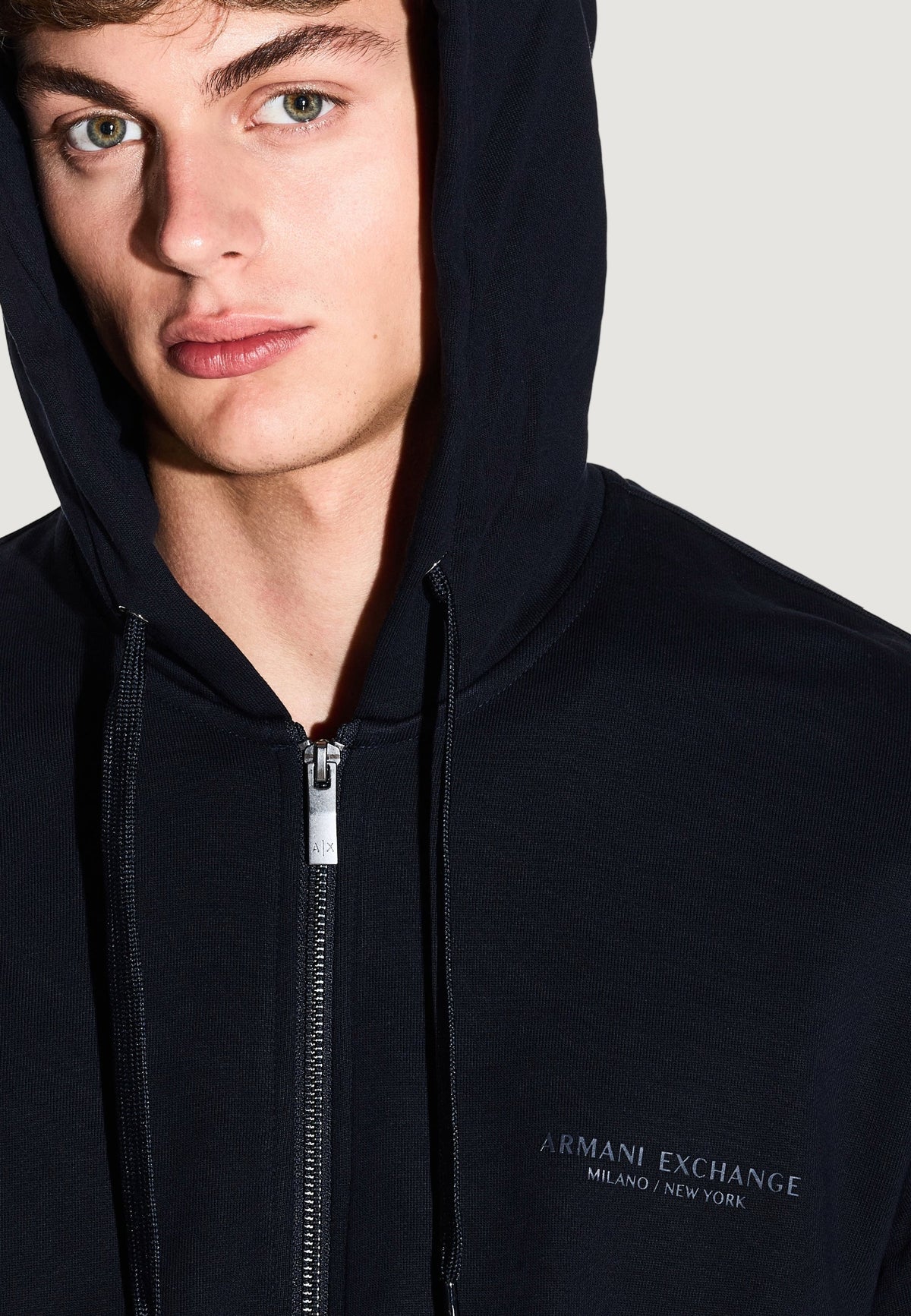 Armani Exchange Katoenen Hoodie met Voorzakken – Blauw