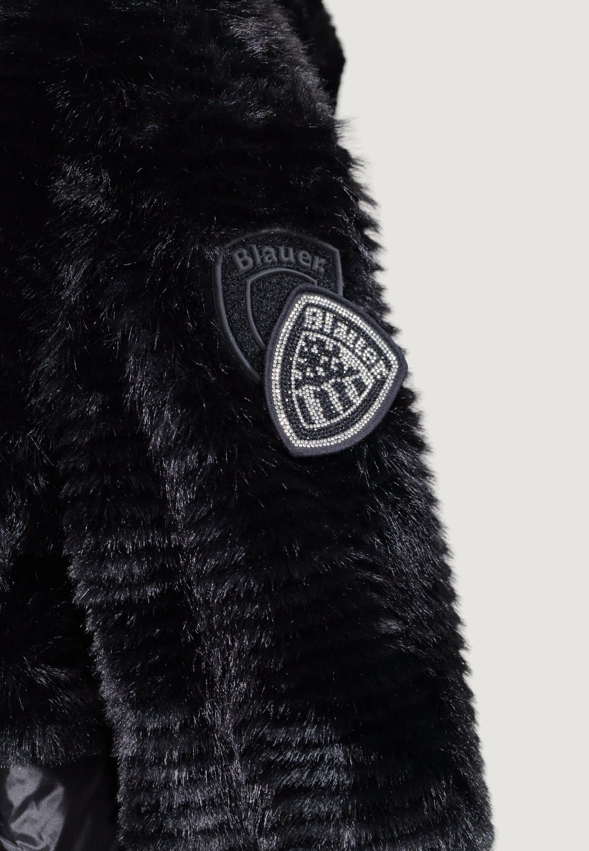 Blauer Fanevil Gewatteerde jas met capuchon – Zwart