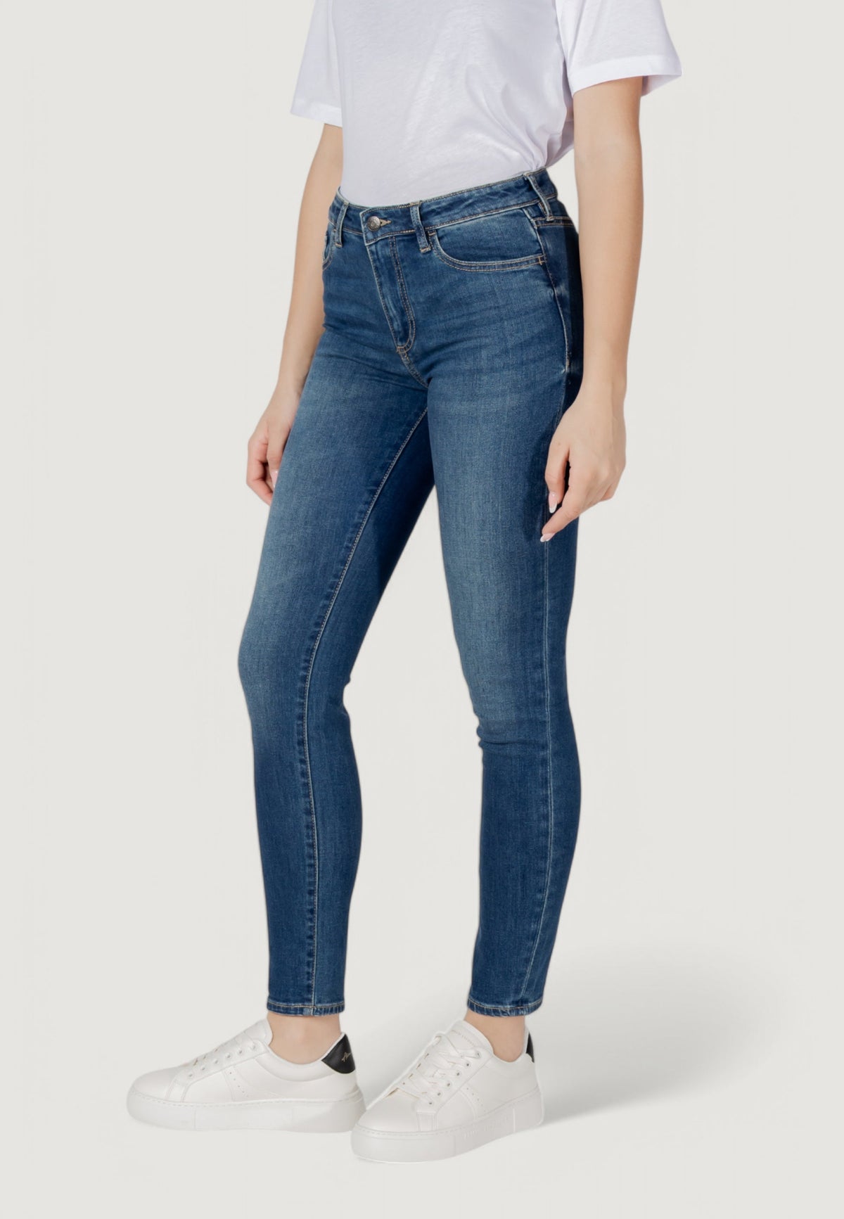 Armani Exchange Skinny Jeans – Lichtblauw