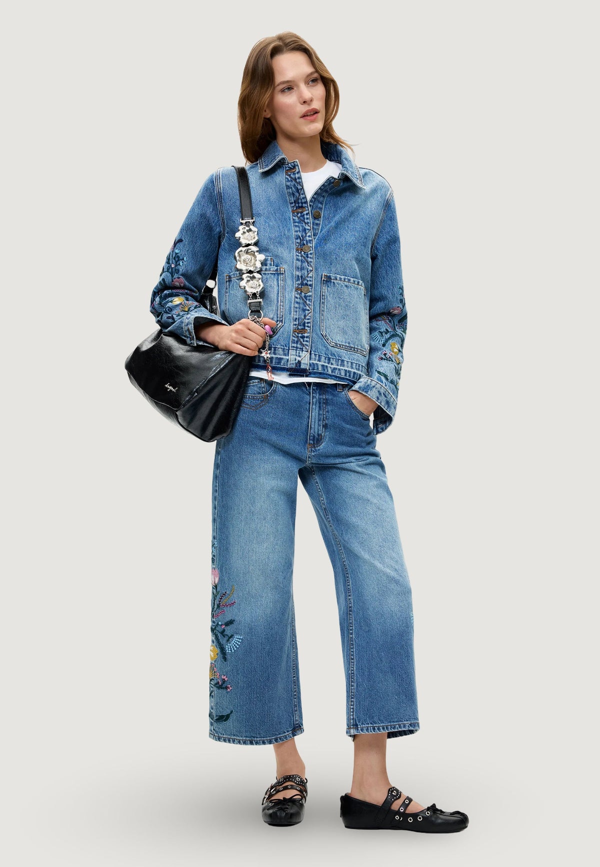 Desigual Slim fit jeans met bloemborduursel – Lichtblauw