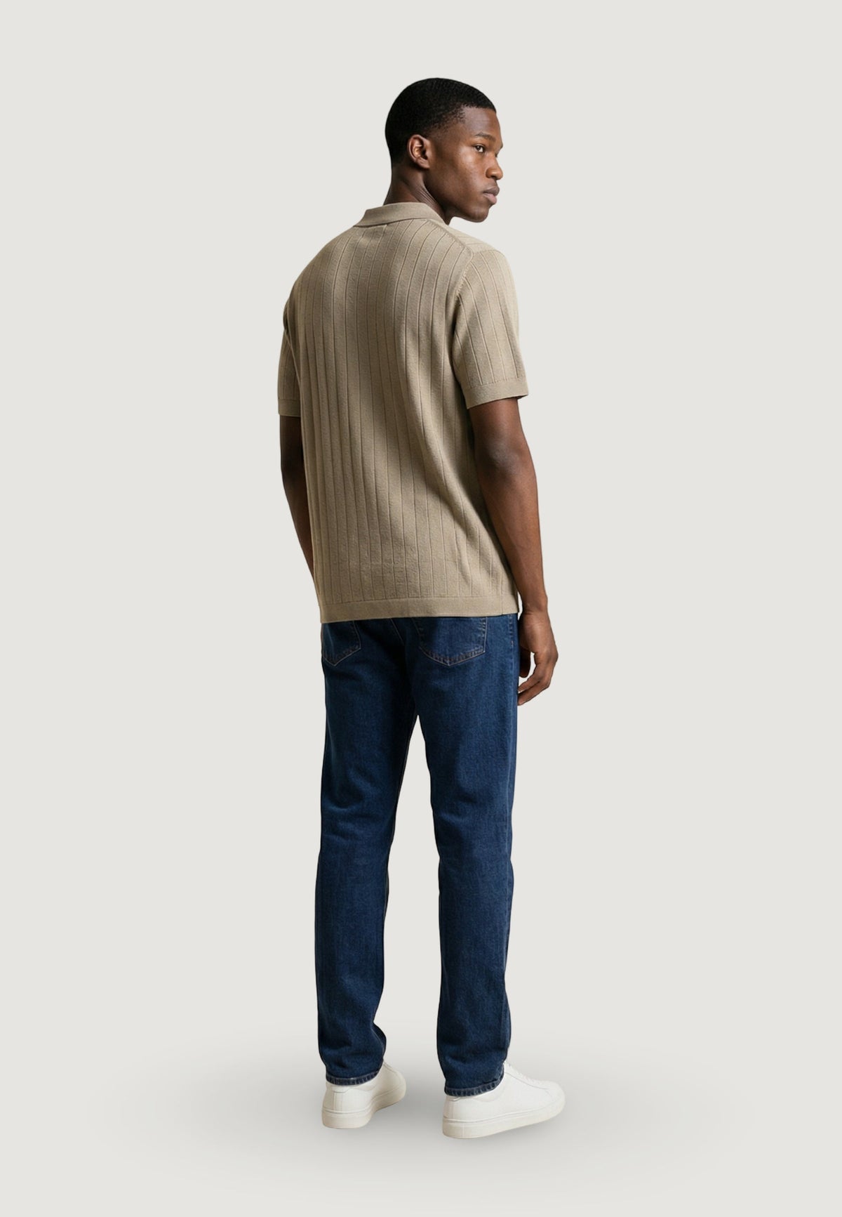 Armani Exchange Gebreide Polo met Korte Mouwen – Taupe