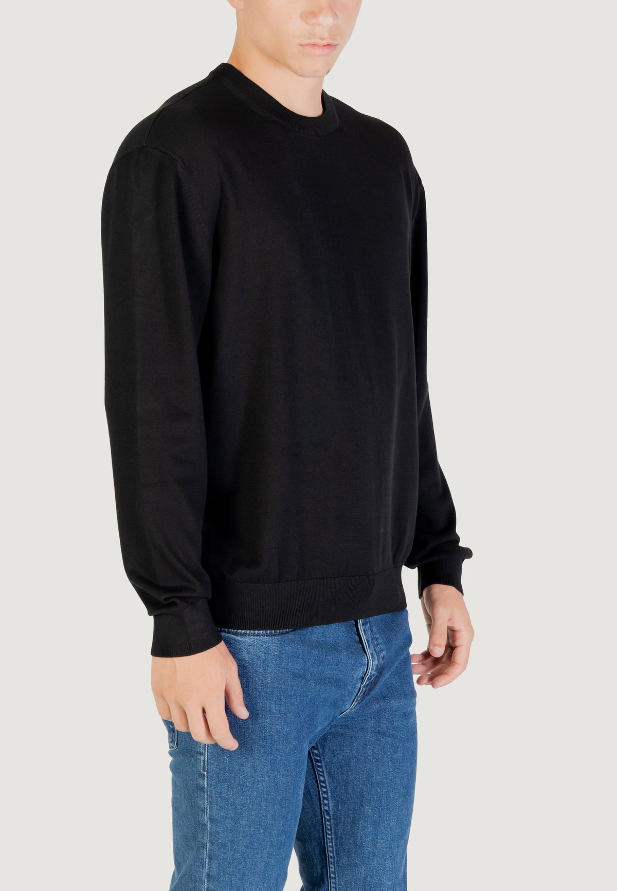 Armani Exchange Viscose Trui met Ronde Hals – Zwart