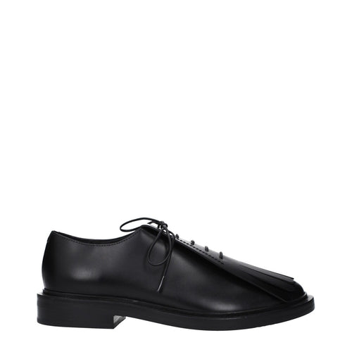 Loafers & moccasins