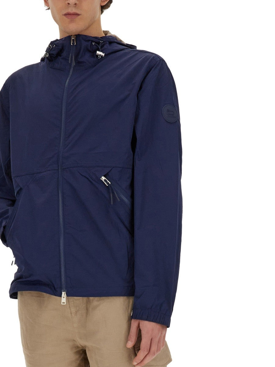 Woolrich Nylon Jas – Marineblauw
