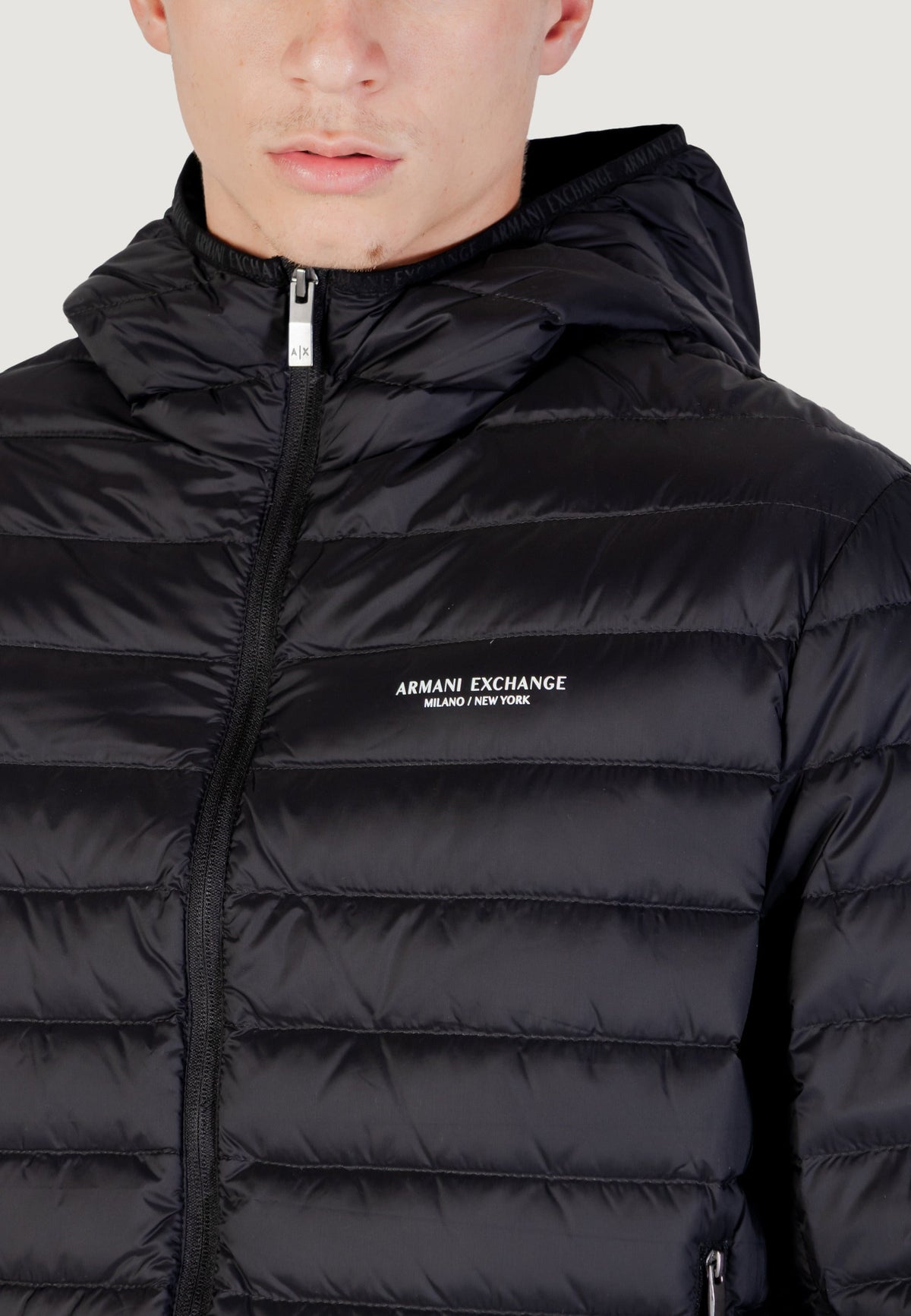 Armani Exchange Donsjas met Hoge Hals en Capuchon – Zwart
