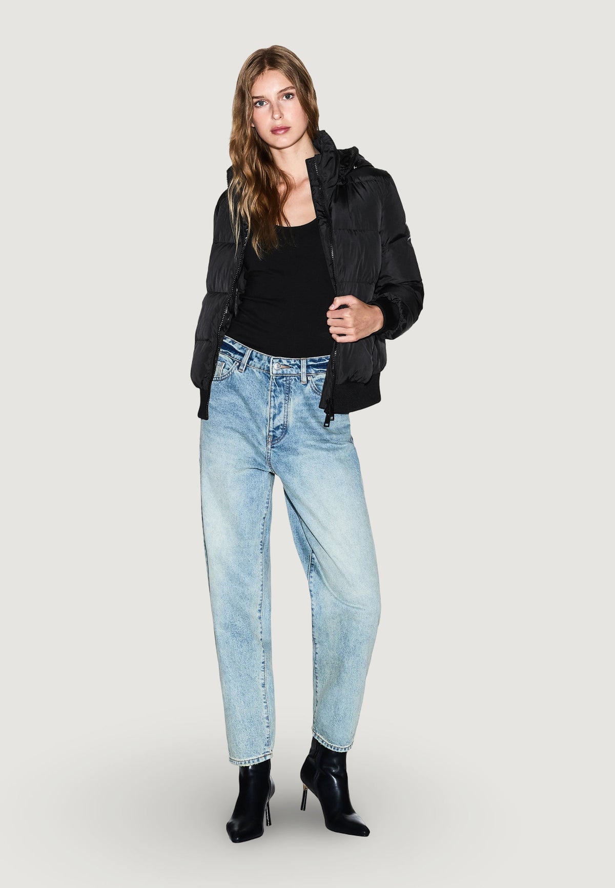 Armani Exchange Donsjas met Capuchon Dames – Zwart