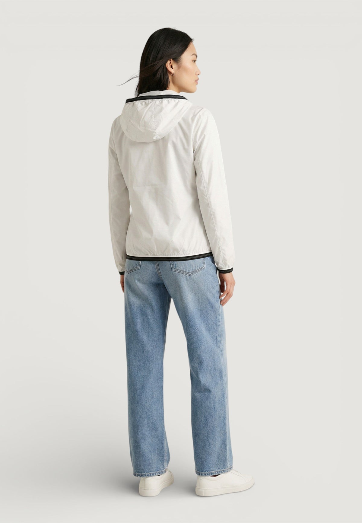 Blauer Nay Jas met vaste capuchon – Wit
