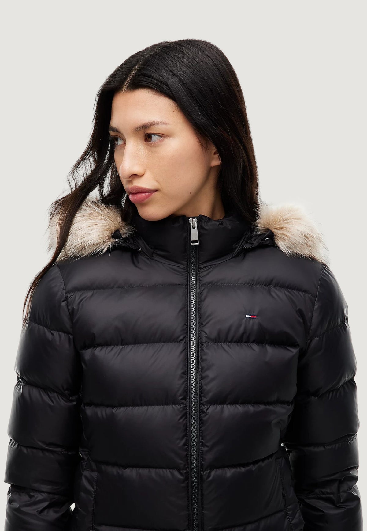 Tommy Hilfiger Donsjas met capuchon en voorzakken – Zwart