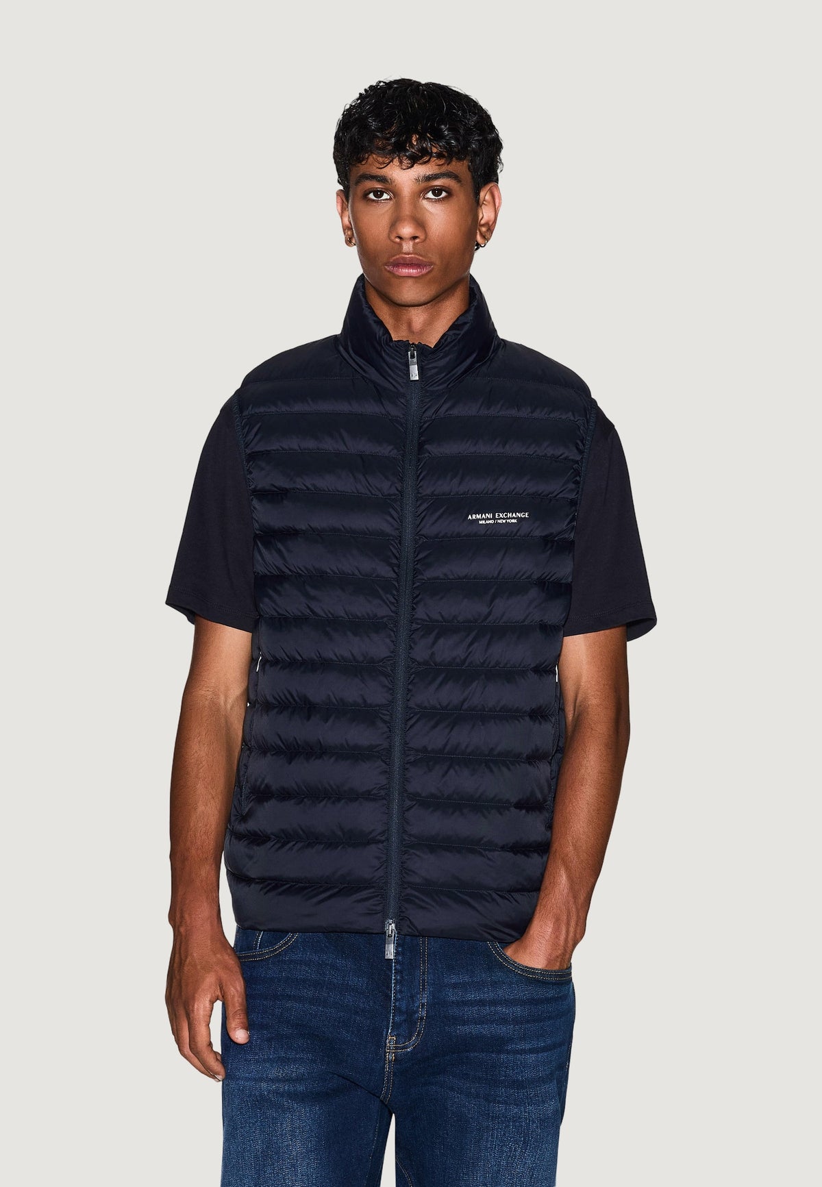 Armani Exchange Donsbodywarmer met Hoge Hals – Blauw