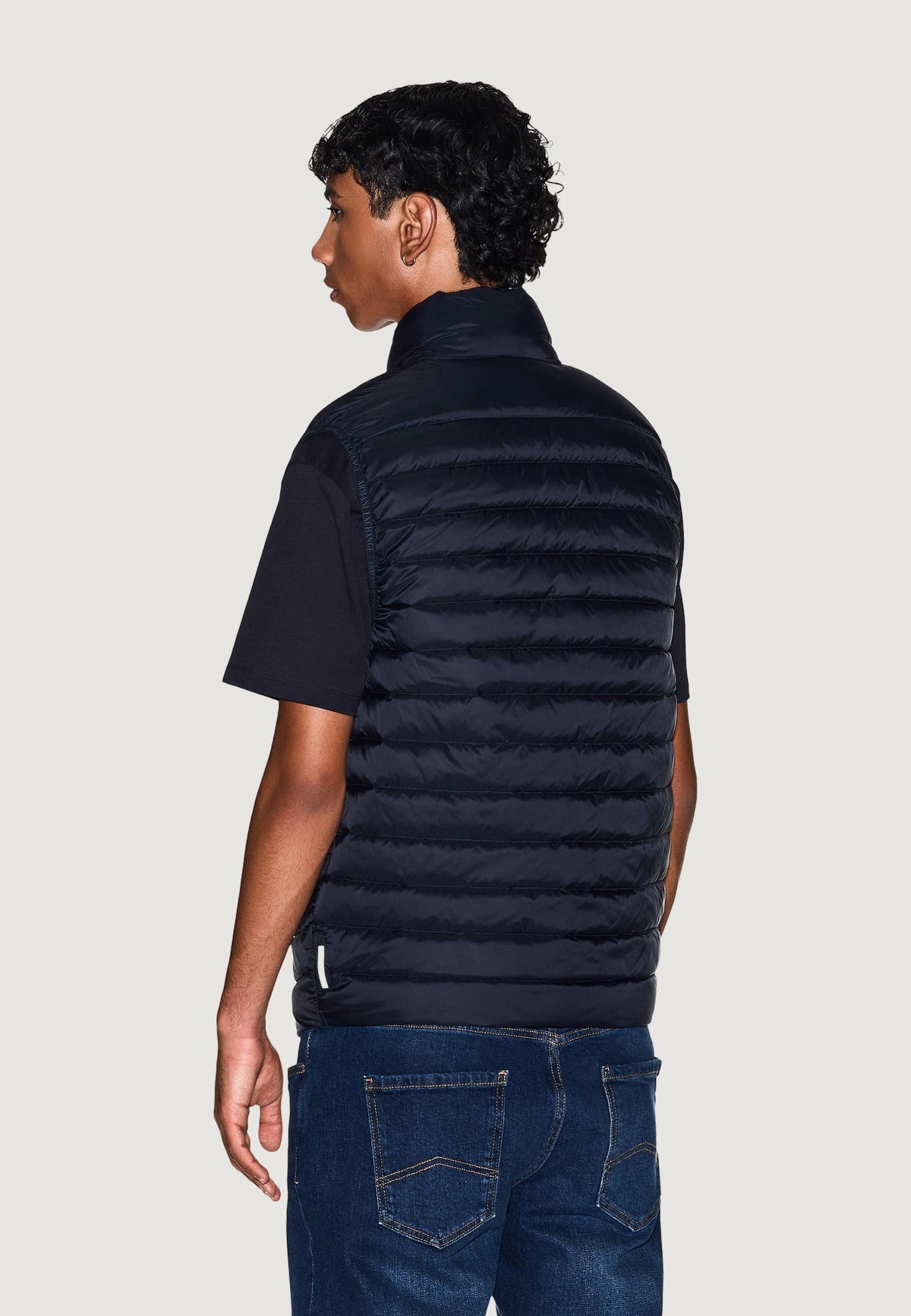 Armani Exchange Donsbodywarmer met Hoge Hals – Blauw