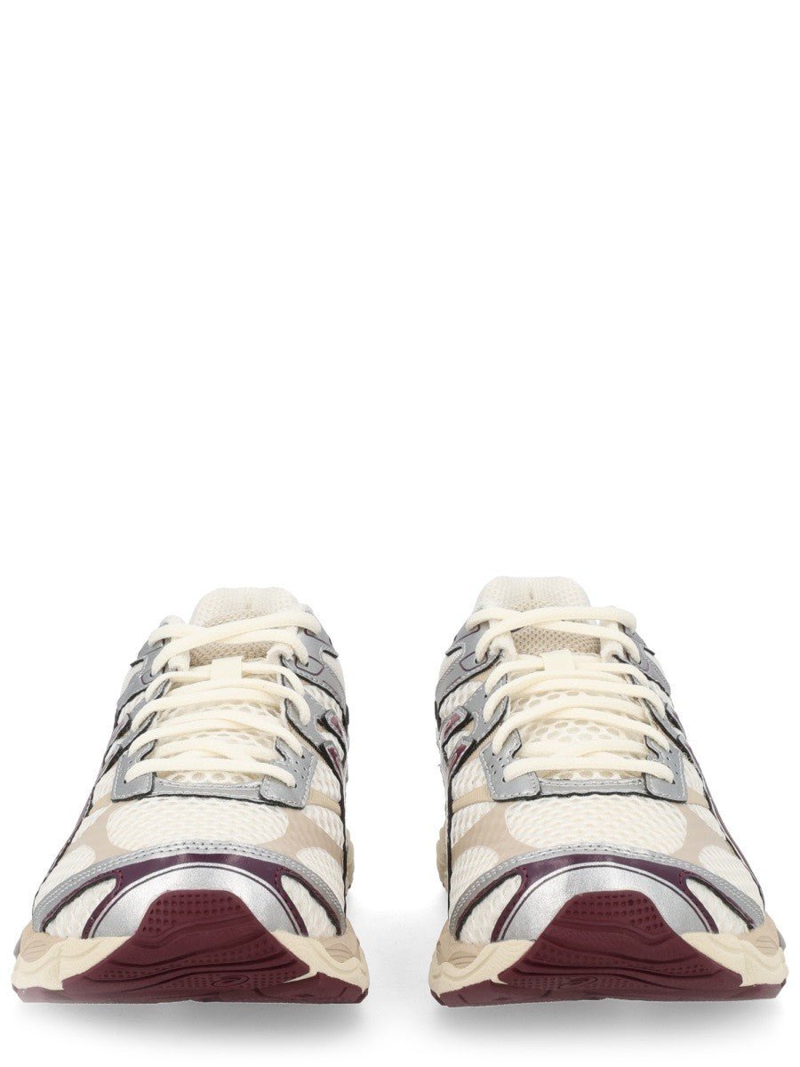Asics Gel-Cumulus 16 Sneakers – Beige