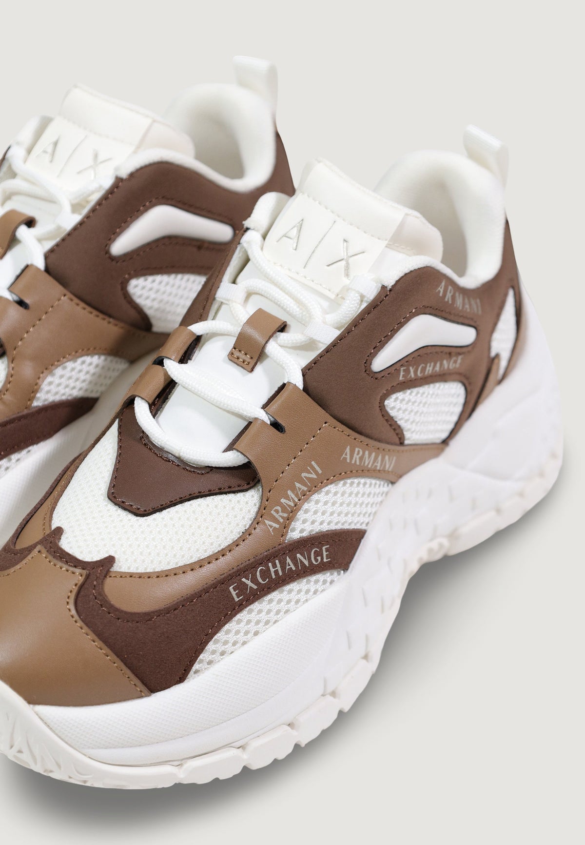 Armani Exchange Sportieve Sneakers Dames – Bruin