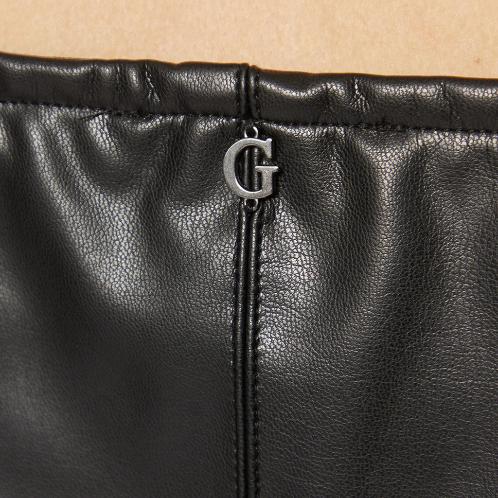 Guess Korte jurk van imitatieleer – Zwart