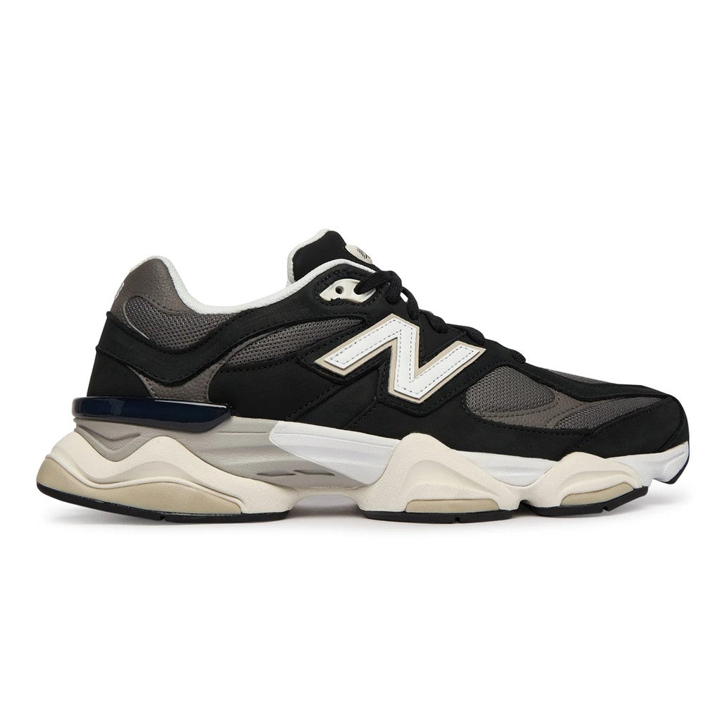 New Balance 9060 Sneakers – Zwart / Grijs
