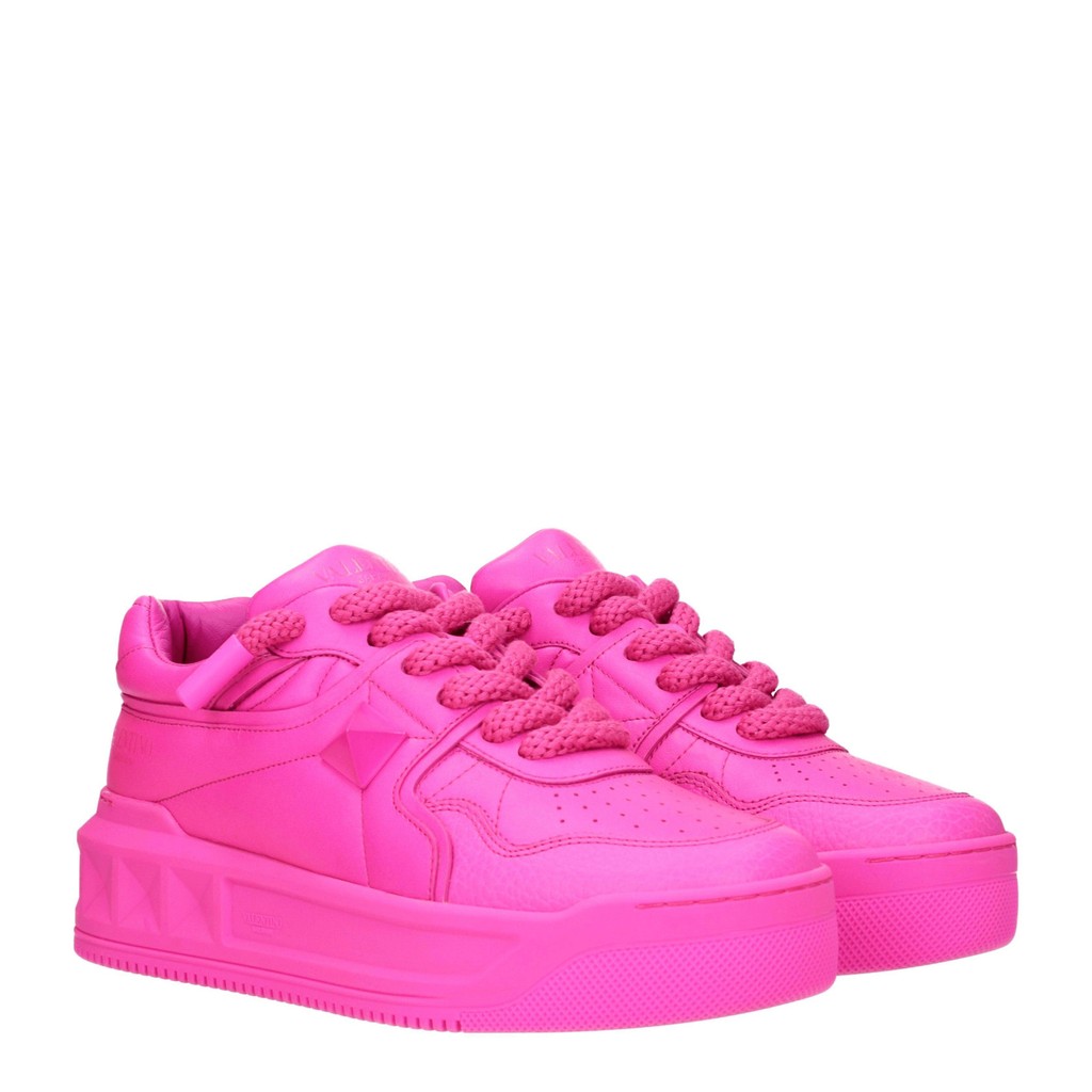 Valentino Garavani One Stud Sneakers van leer – Fuchsia