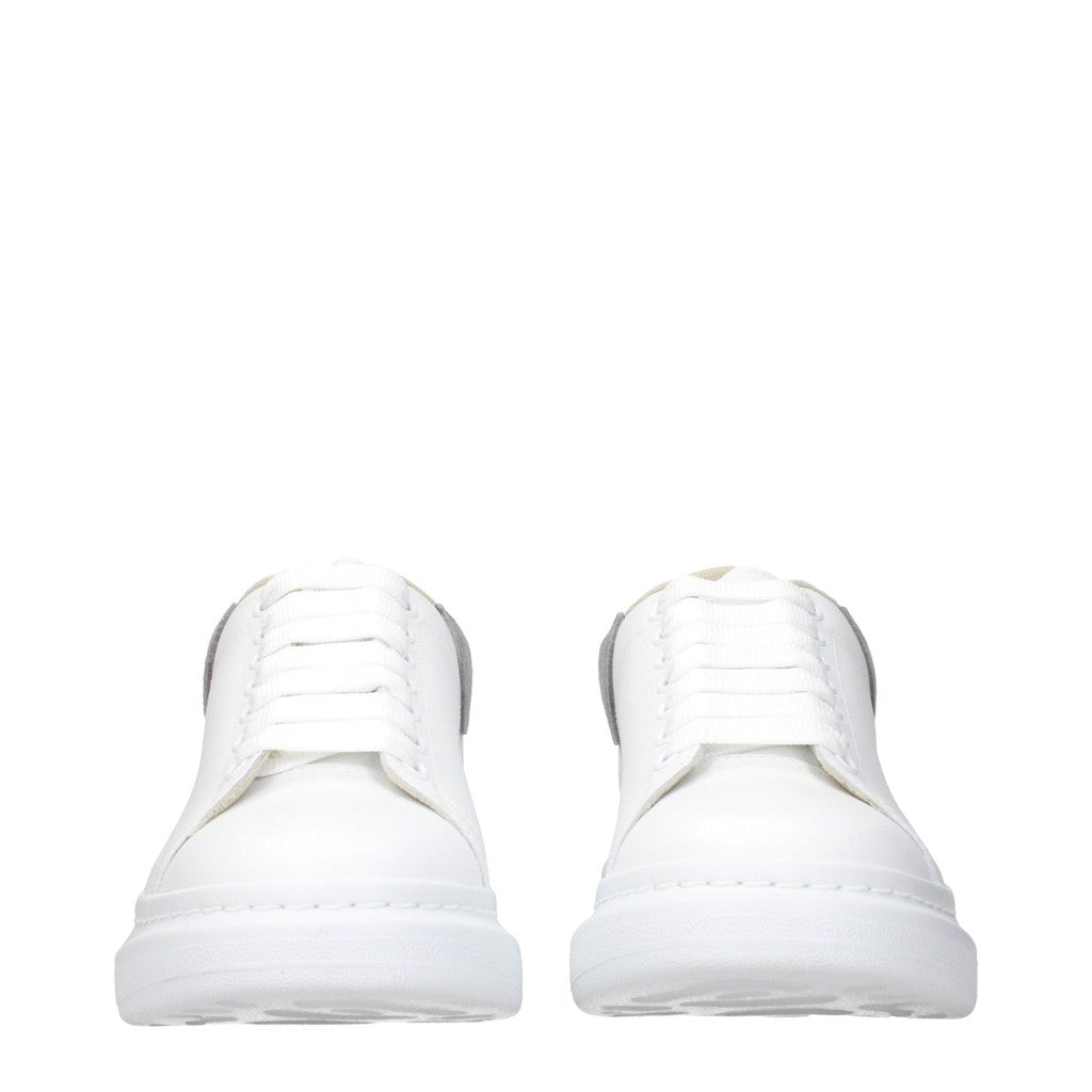 Alexander McQueen Oversized Sneakers met zilverkleurige details – Wit / Grijs