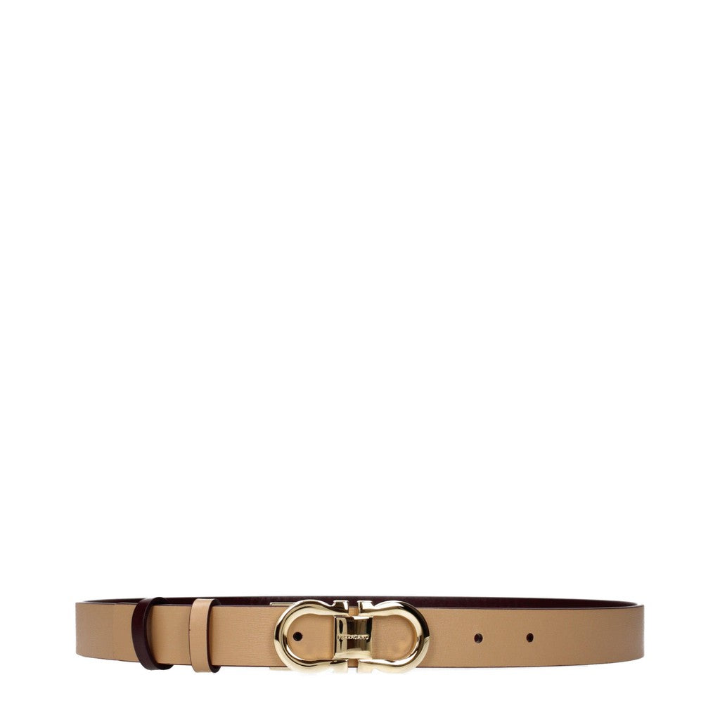 Salvatore Ferragamo Gancini Smalle riem met goudkleurige details – Beige / Bordeauxrood