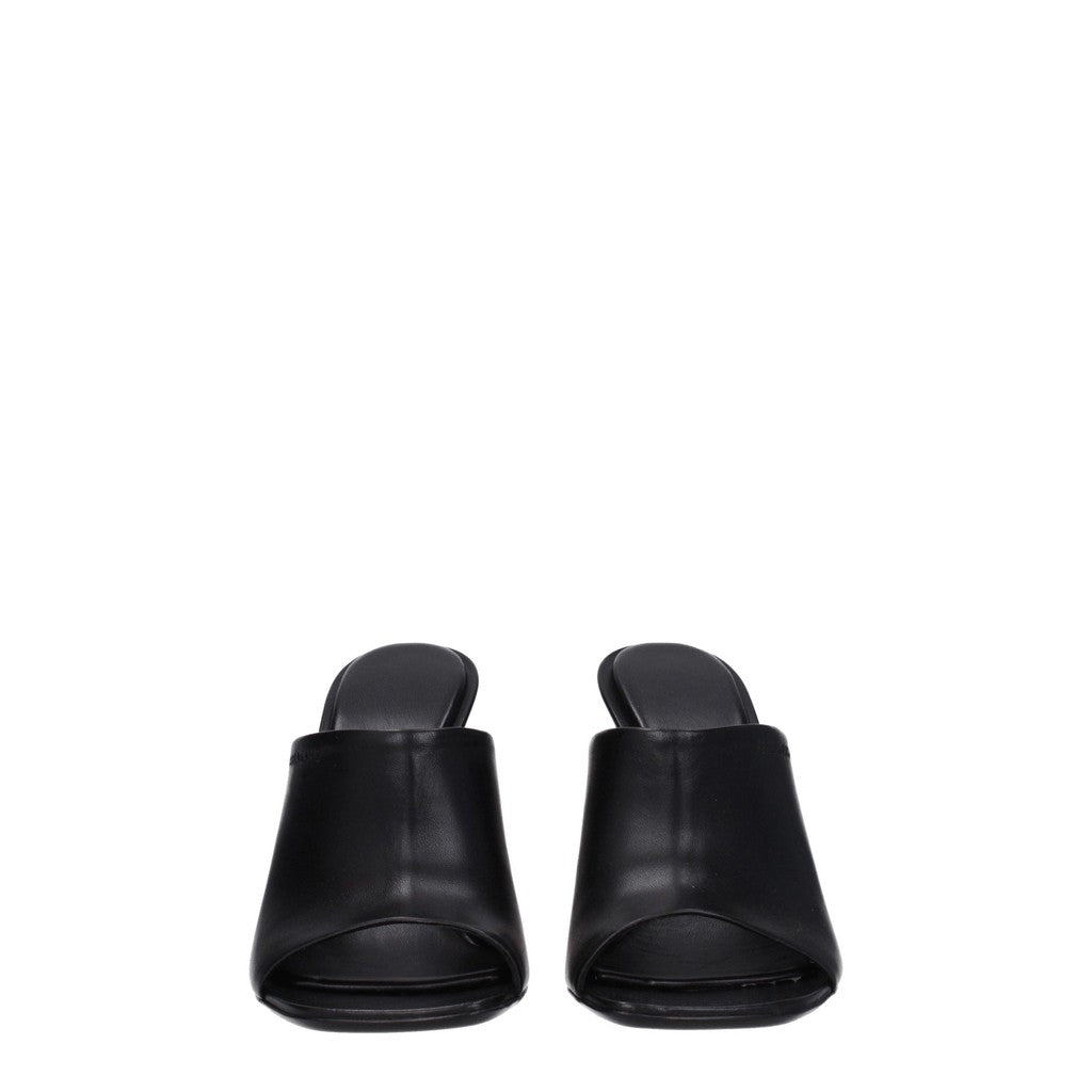 Salvatore Ferragamo Astro Sandalen met goudkleurige details – Zwart