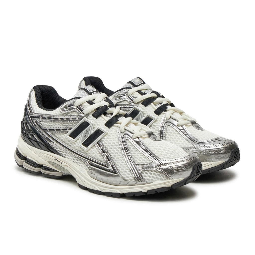 New Balance 1906R Sneakers Heren – Zilver