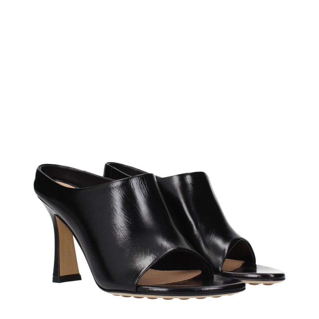 Bottega Veneta Leren sandalen met hak – Zwart
