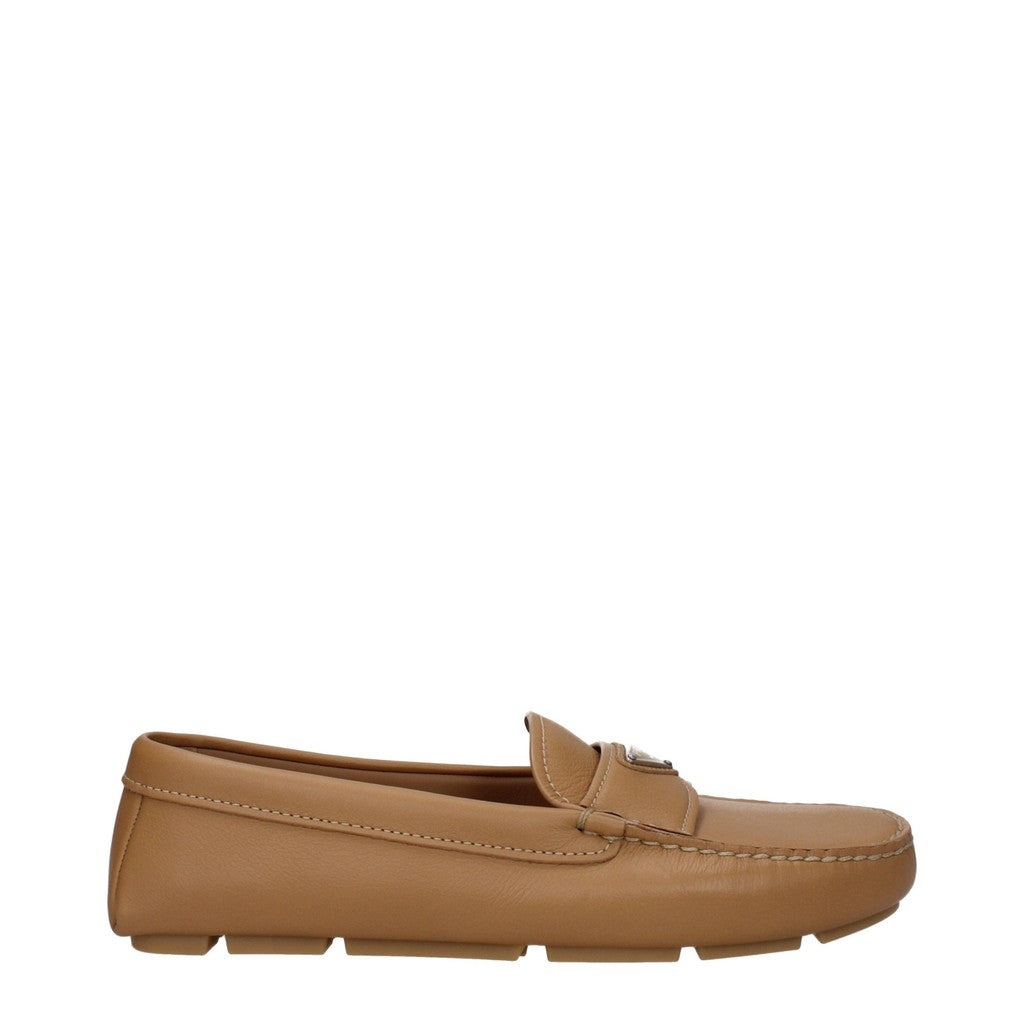 Prada Leren mocassins met zilverkleurige details – Bruin / Beige