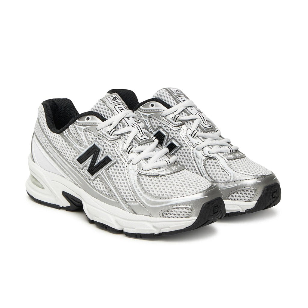 New Balance 740 Sneakers – Zilver
