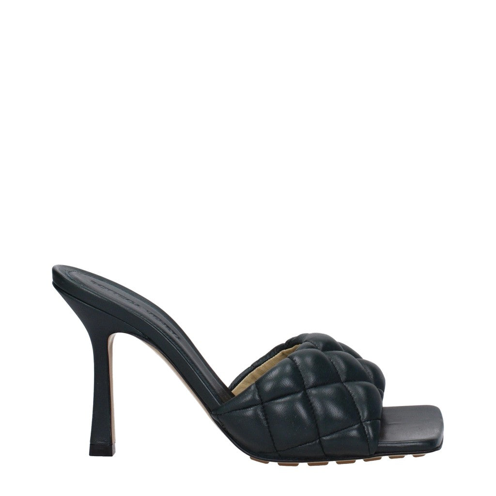 Bottega Veneta Leren sandalen met hak en rubberen zool – Donkergroen