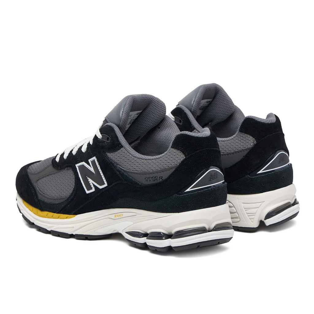 New Balance 2002R Sneakers – Zwart