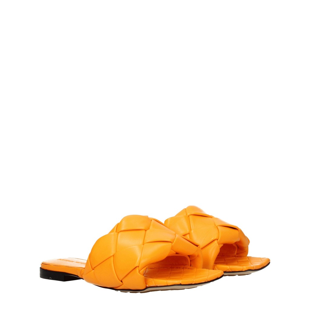 Bottega Veneta Leren sandalen met open neus – Oranje