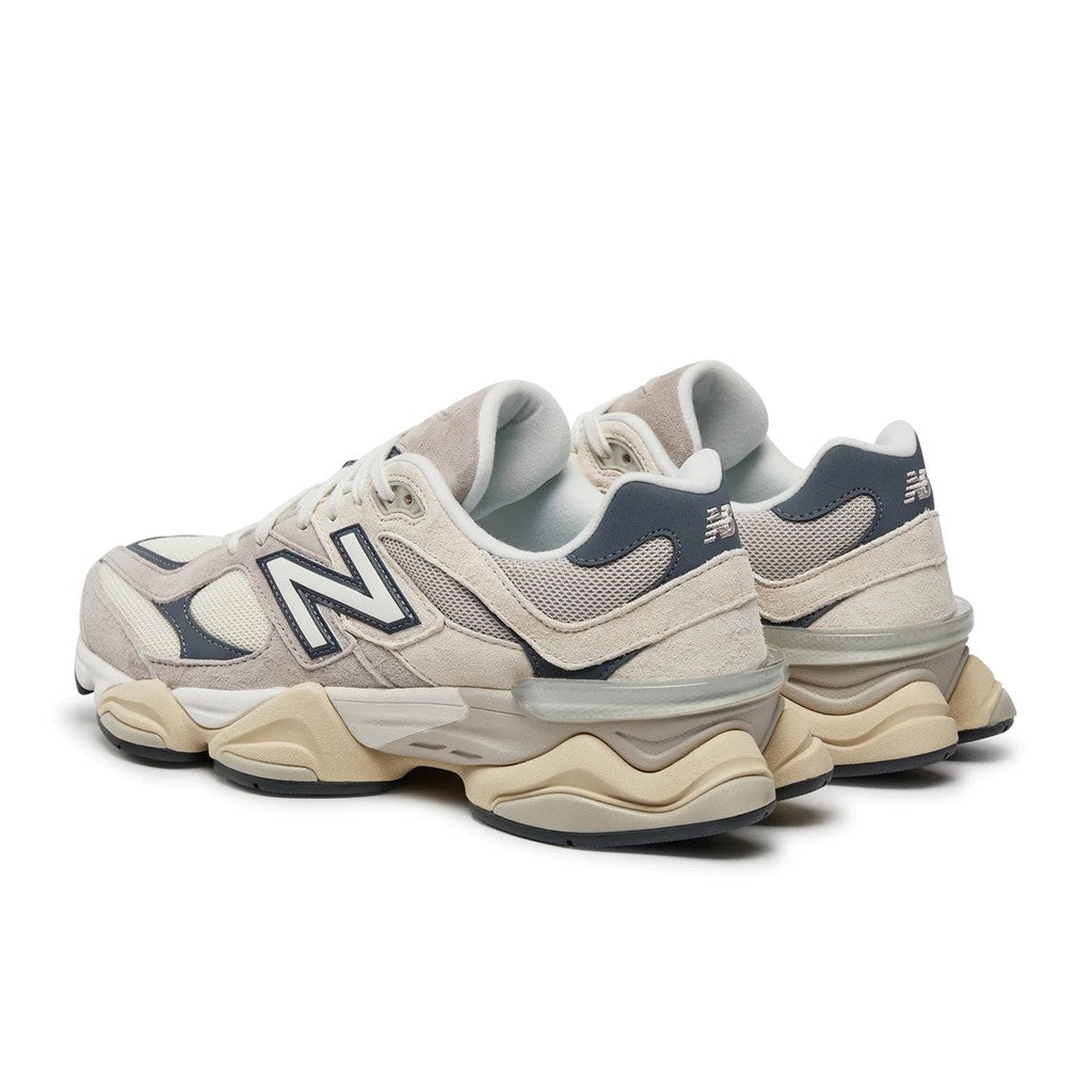 New Balance 9060 Sneakers – Beige