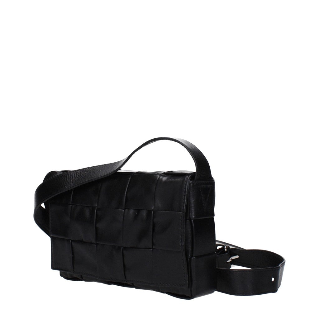 Bottega Veneta Slanke crossbodytas met zilverkleurige details – Zwart