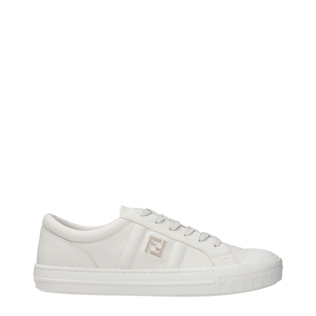 Fendi Leren sneakers met zilverkleurige details – Wit