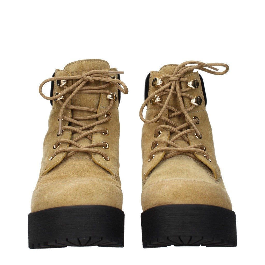 Givenchy Suède enkellaarzen met veters – Camel