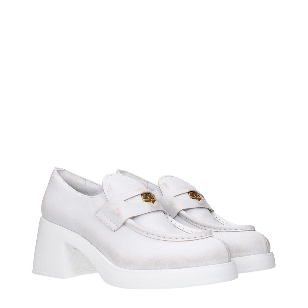 Miu Miu Penny loafers met hak – Wit