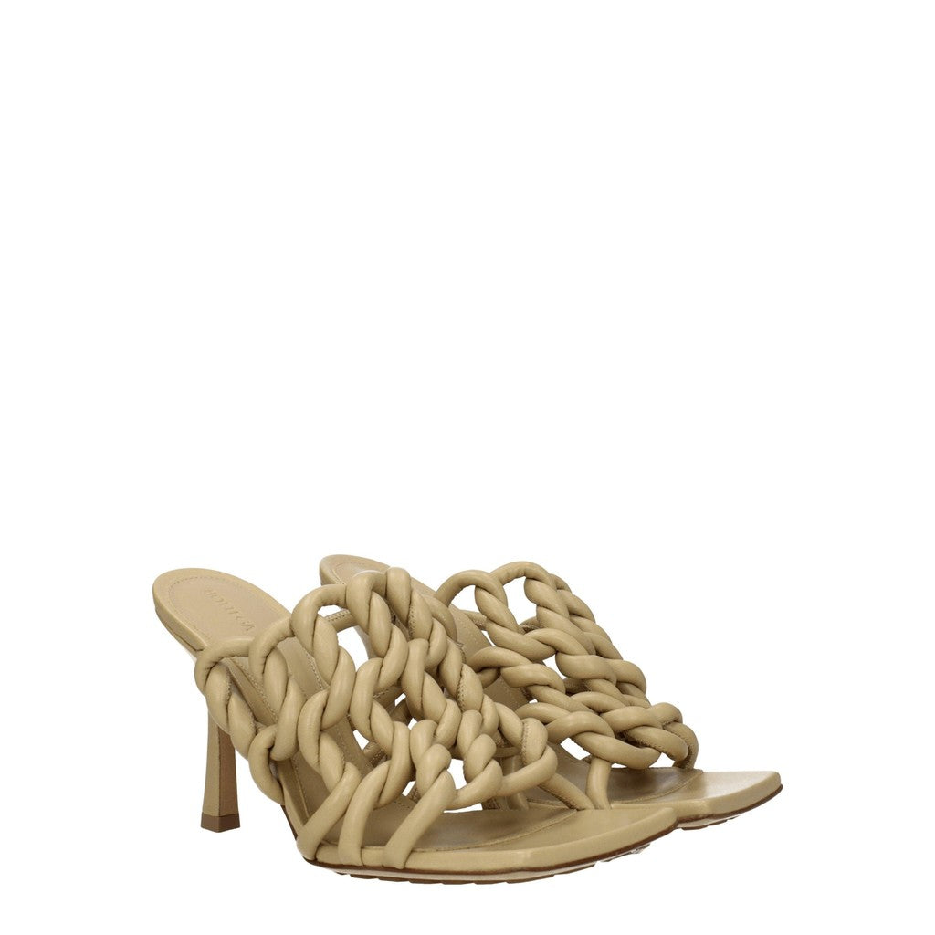 Bottega Veneta Leren sandalen met hak – Beige