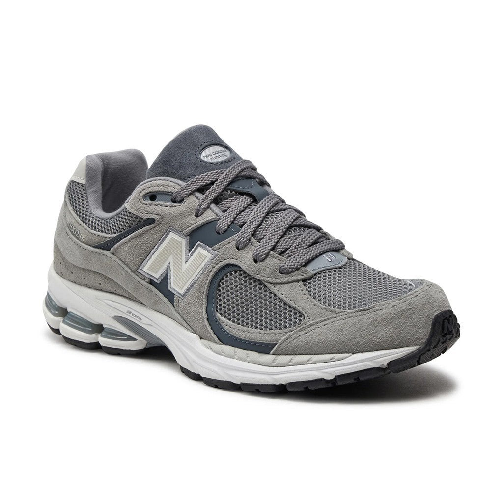 New Balance 2002R Sneakers – Grijs