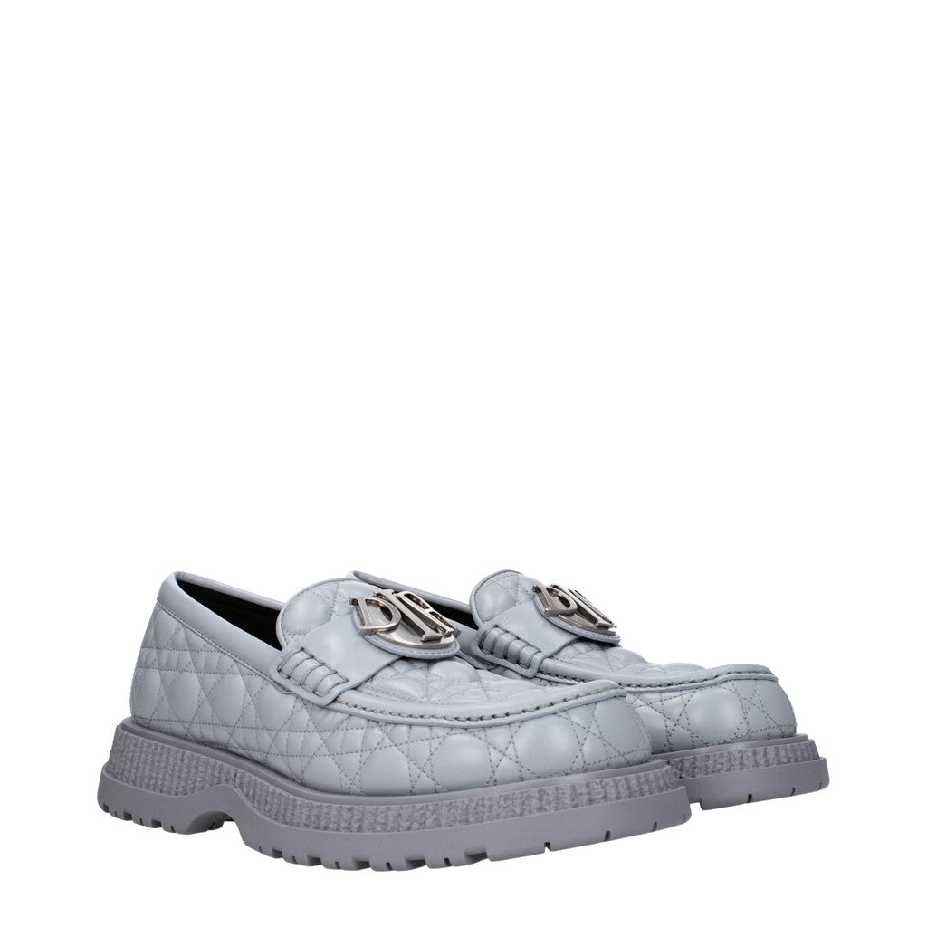 Christian Dior Leren loafers met zilverkleurige details – Grijs