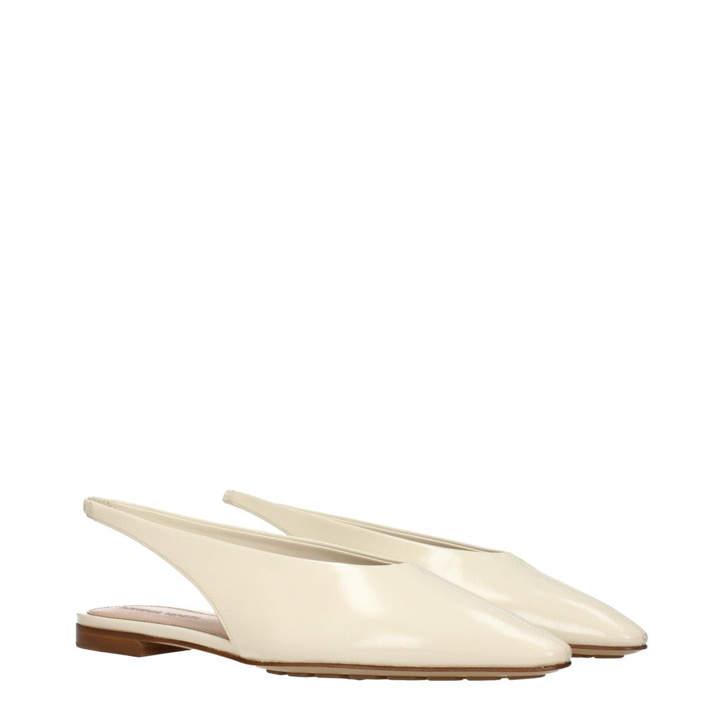 Bottega Veneta Ballerina's met puntige neus – Beige