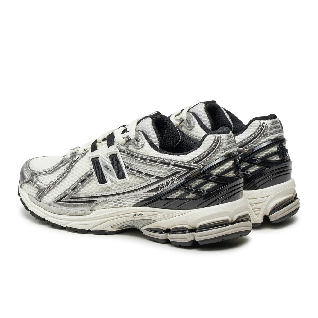 New Balance 1906R Sneakers Heren – Zilver