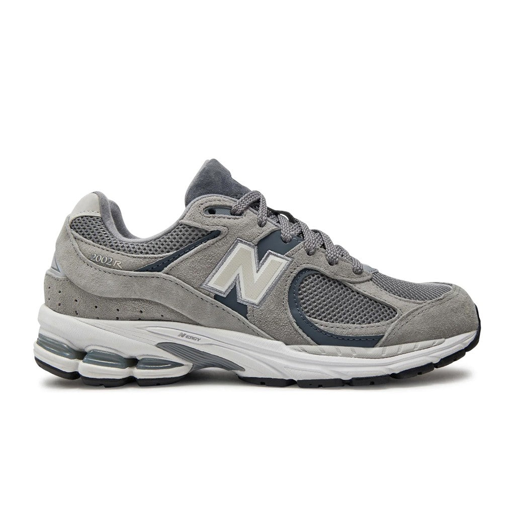 New Balance 2002R Sneakers – Grijs