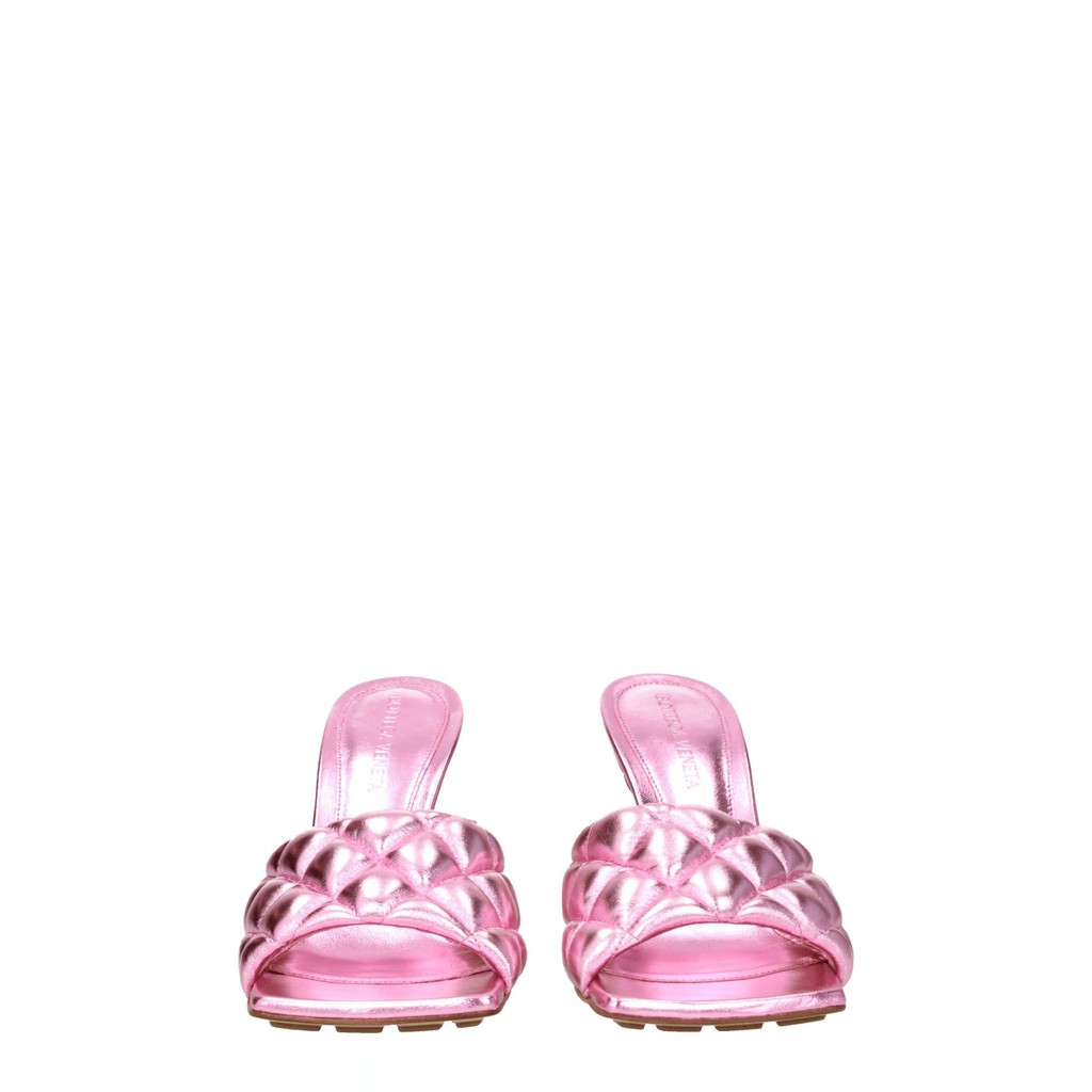 Bottega Veneta Hoge leren sandalen met open neus – Roze
