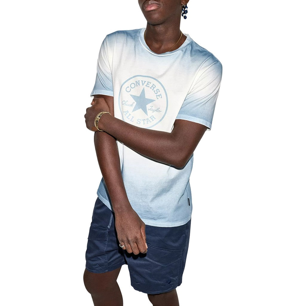 Converse Tweekleurig T-shirt met bedrukt logo – Blauw
