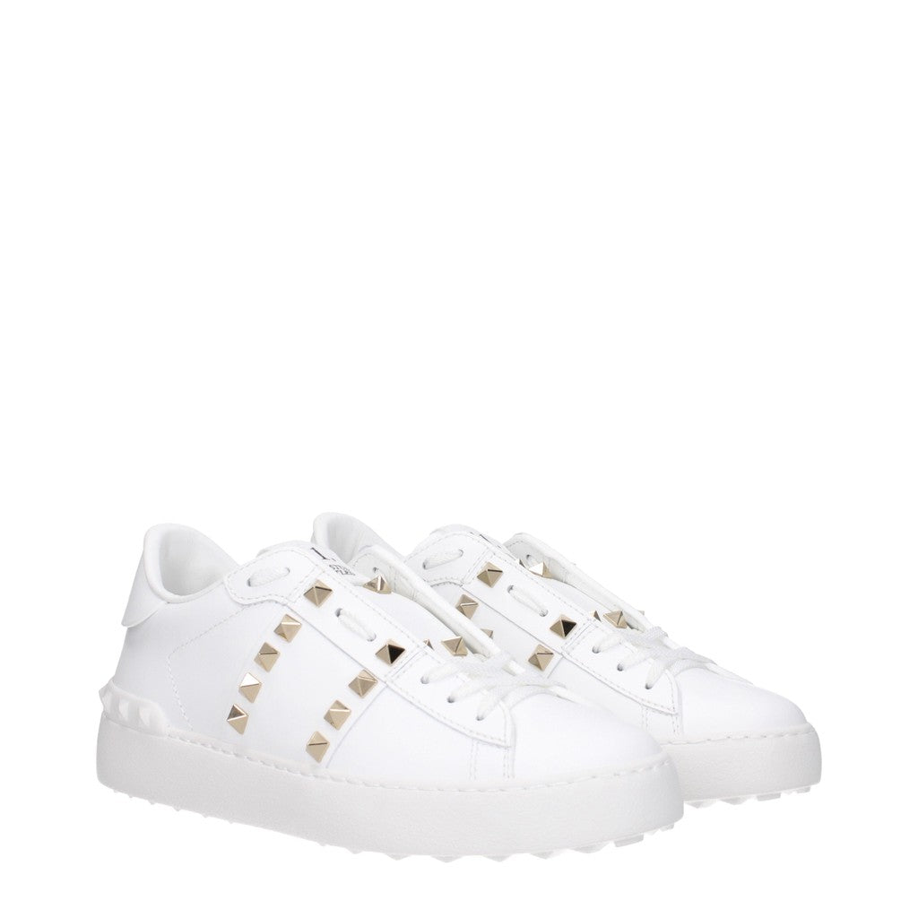 Valentino Garavani Rockstud Sneakers met goudkleurige details – Wit